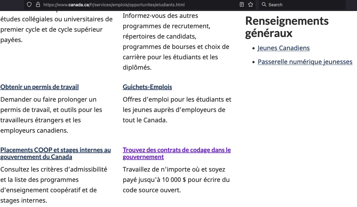 Cette image est une capture d'écran de la page 'Student Employment' sur Canada.ca en date du 26 avril 2022. On y trouve des liens comme 'Obtenir un permis de travail', 'Guichet-Emplois', 'Placements COOP et stages internes au gouvernement du Canada', ainsi que le lien vers le projet pilote de micro-acquisition 'Trouver des contrats de codage dans le gouvernement'.'